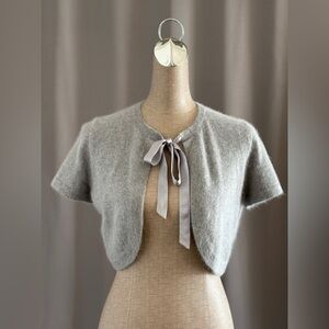 Angora (70%) Gray Short-Sleeve Sweater with Ribbon Tie